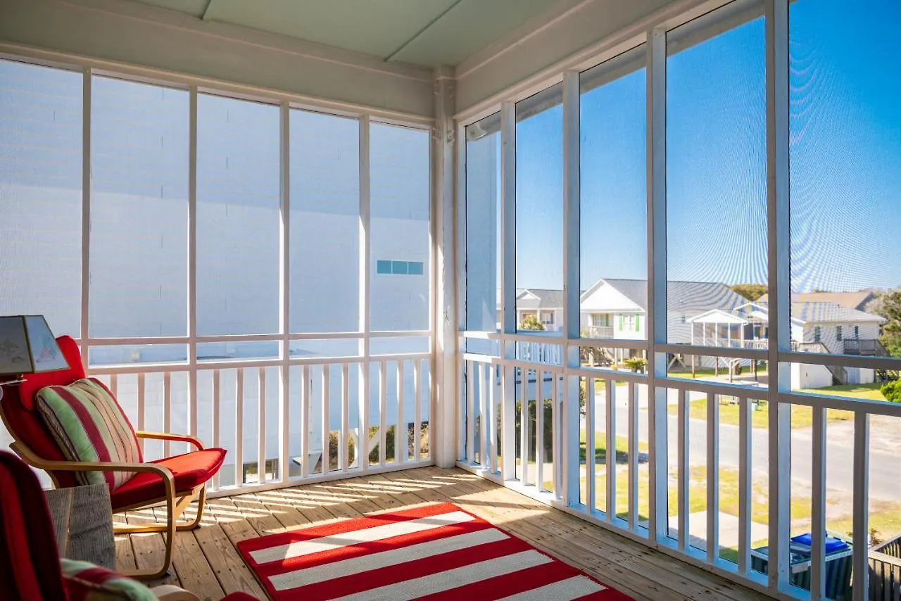 Joy By Holiday home Oak Island