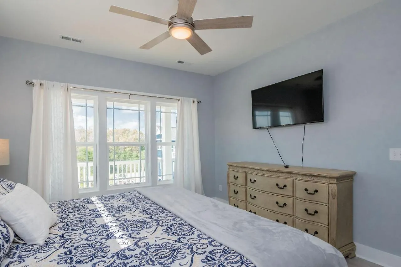 Sweet Sunshine By Oak Island