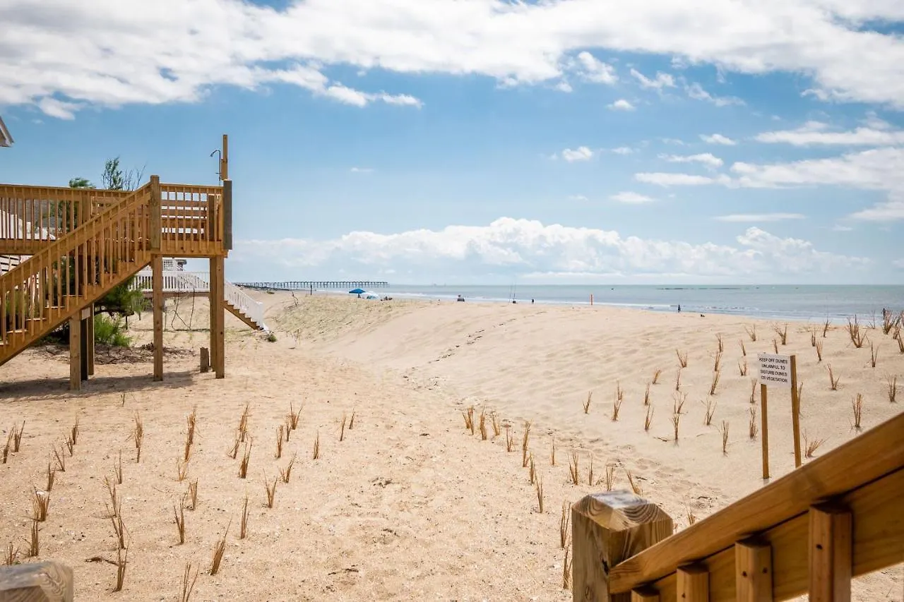 Dip By Holiday home Oak Island