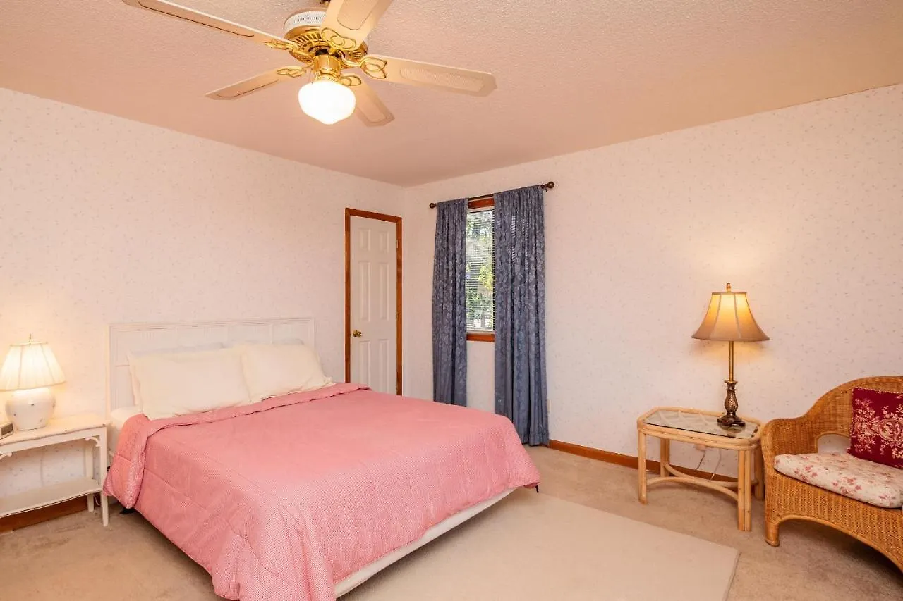 The Rectory By Holiday home