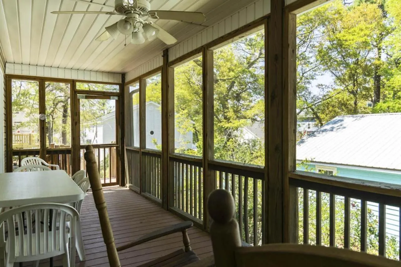 Island Delight By Holiday home *