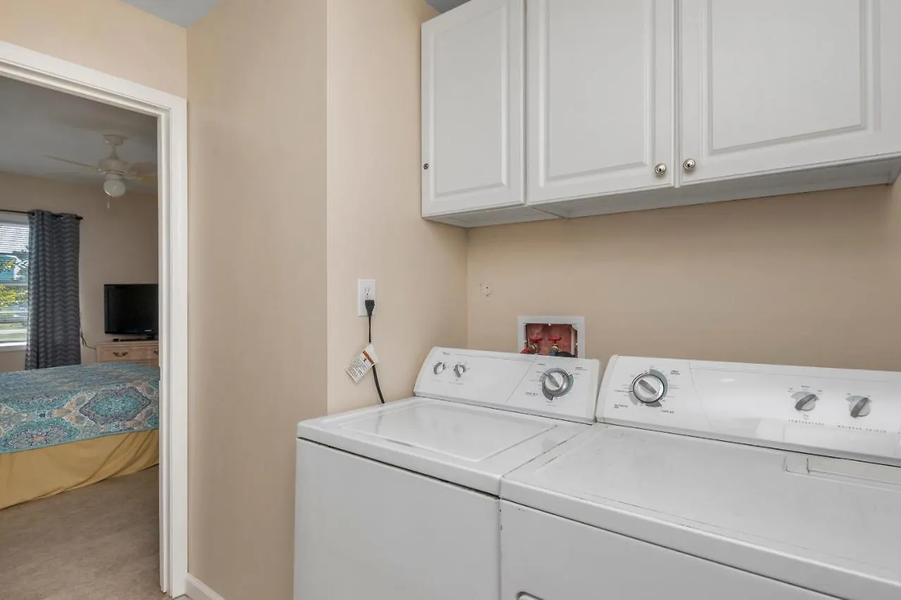 Papas Place By Holiday home Oak Island