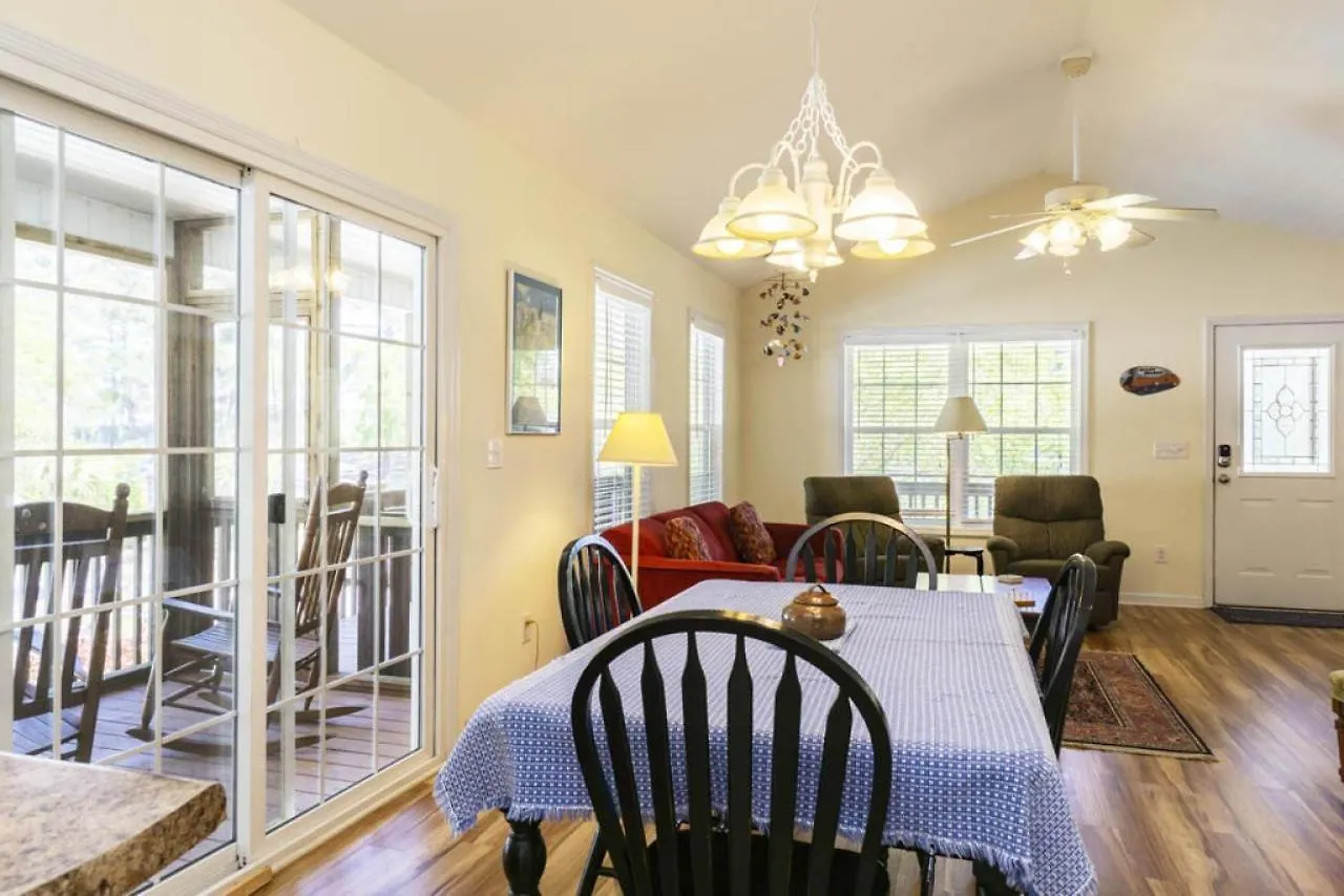 Island Delight By Holiday home *