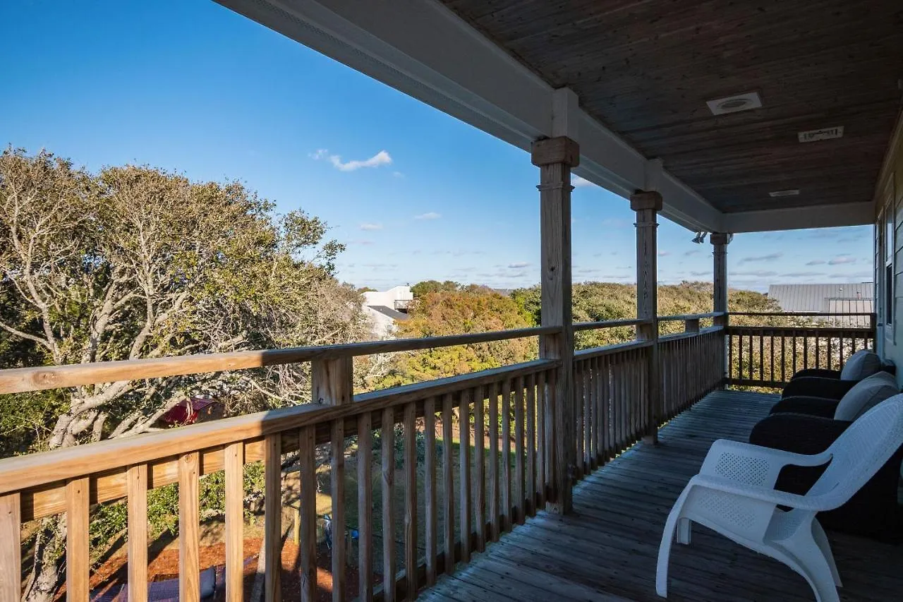 A Wave From It By Holiday home