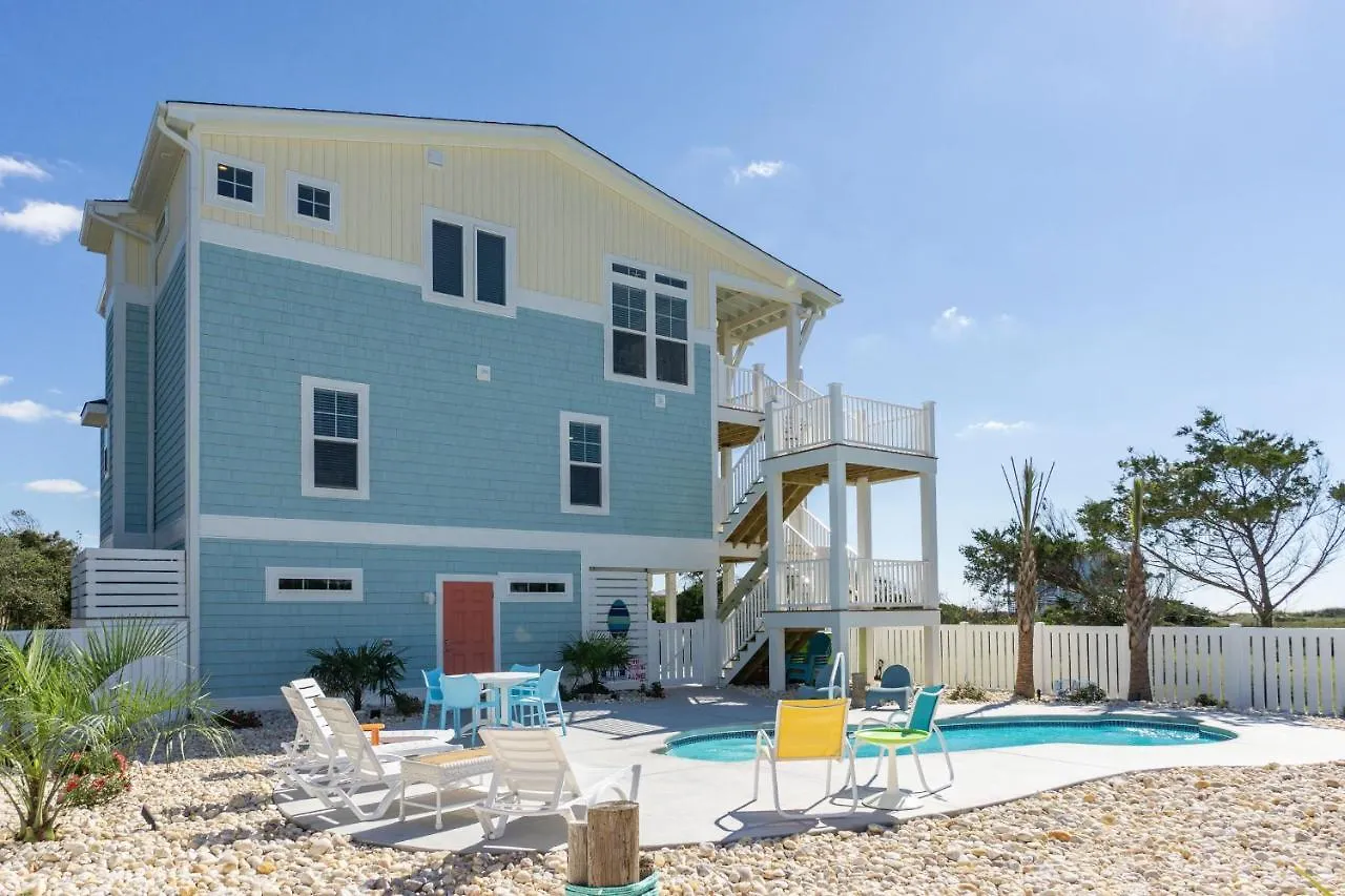 Holiday home Stairway To Haven By Oak Island