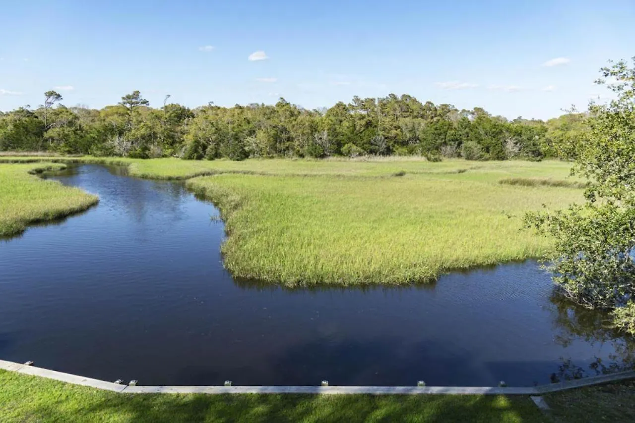 Lay Z Days By Holiday home Oak Island