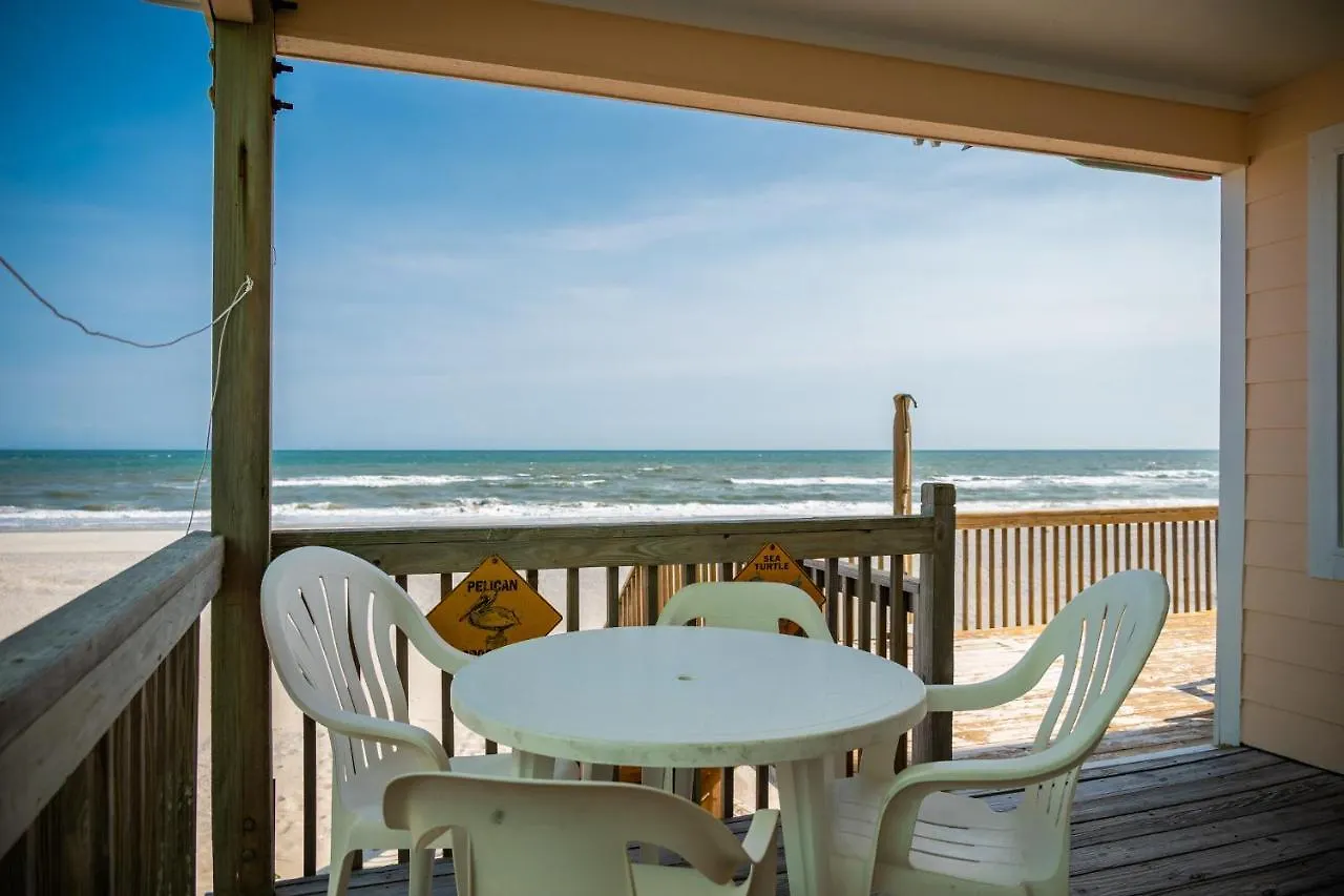 A Shore Place By Holiday home Oak Island