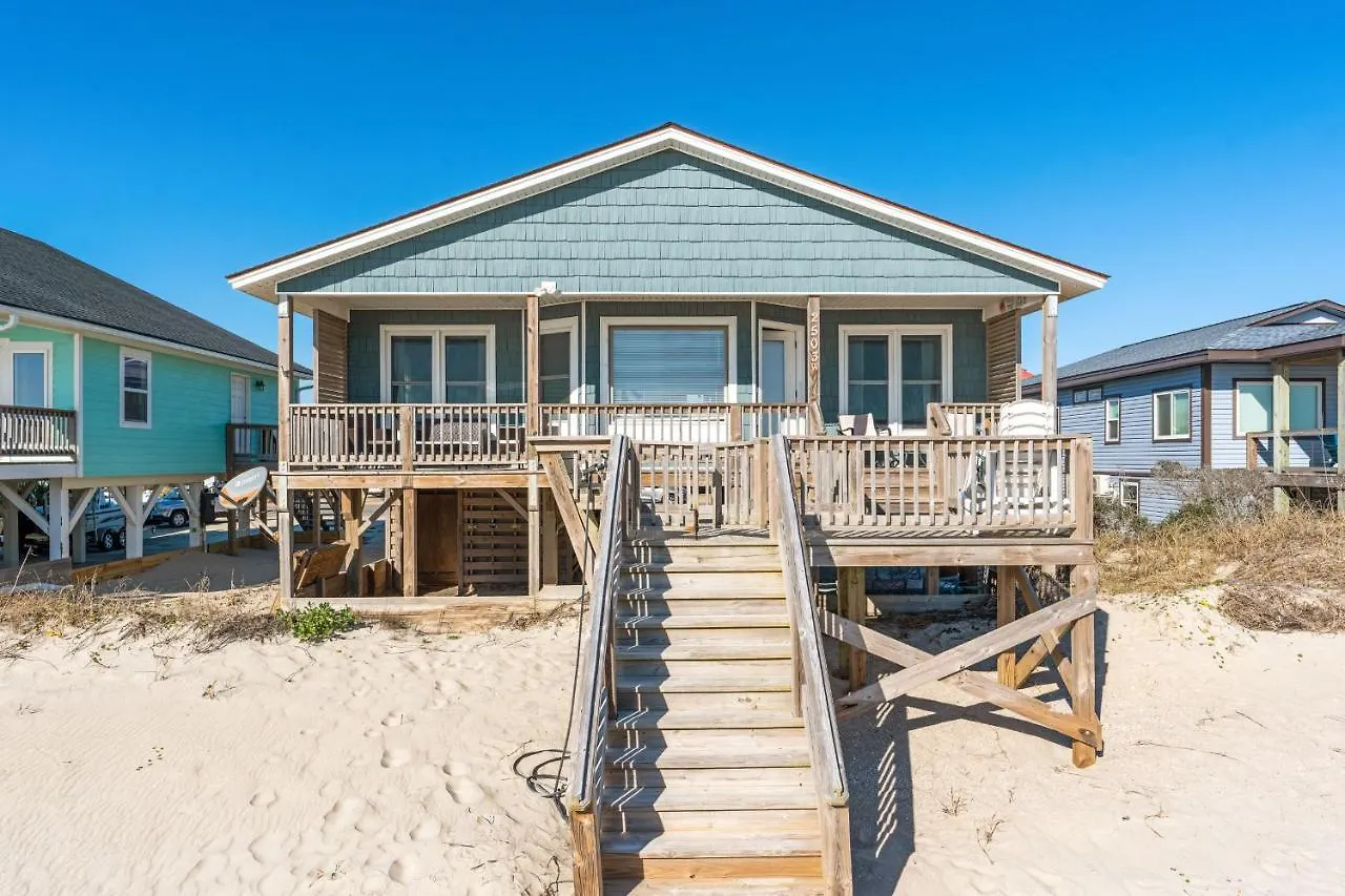 Holiday home Big Cahoona Hill By *