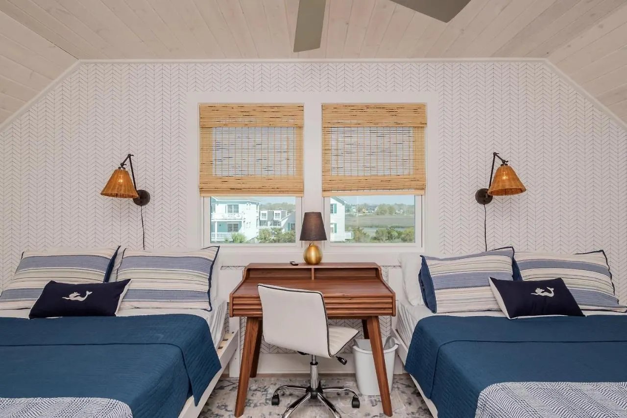 Barrycuda By Oak Island