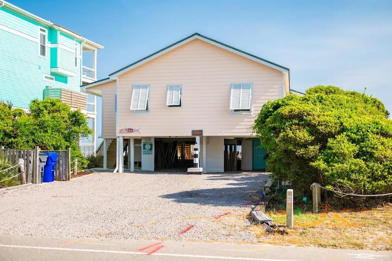 A Shore Place By Holiday home Oak Island