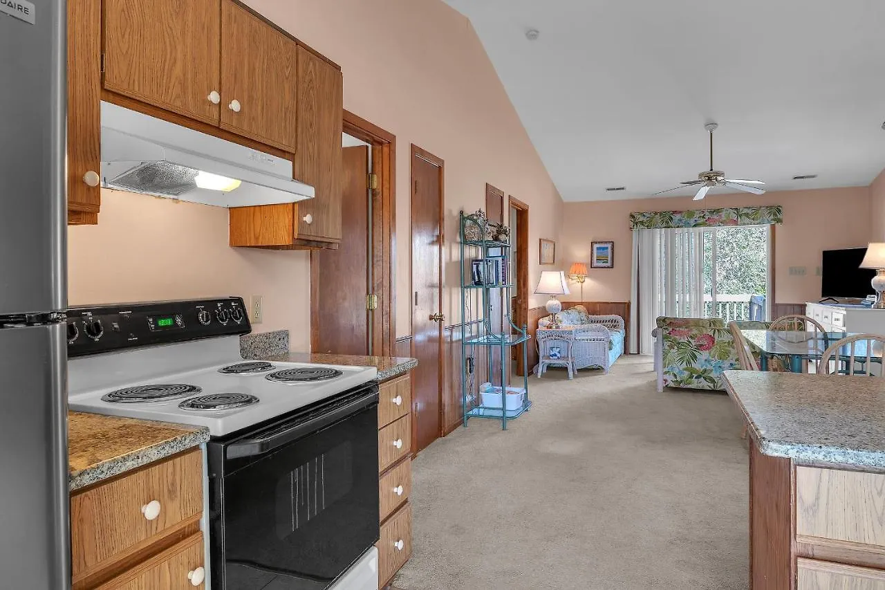 Holiday home Power By Oak Island