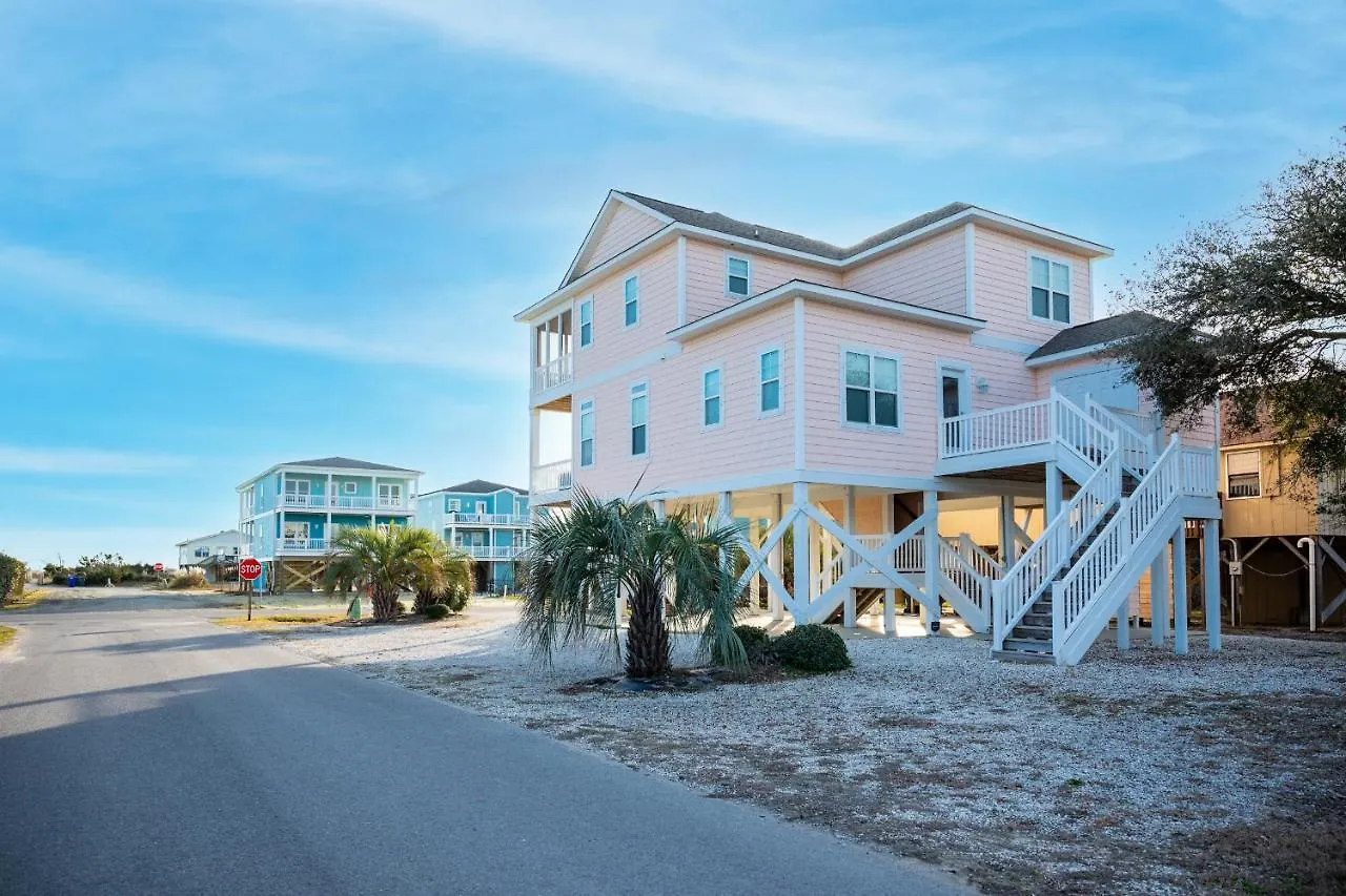 Kathy's Dream By Holiday home Oak Island