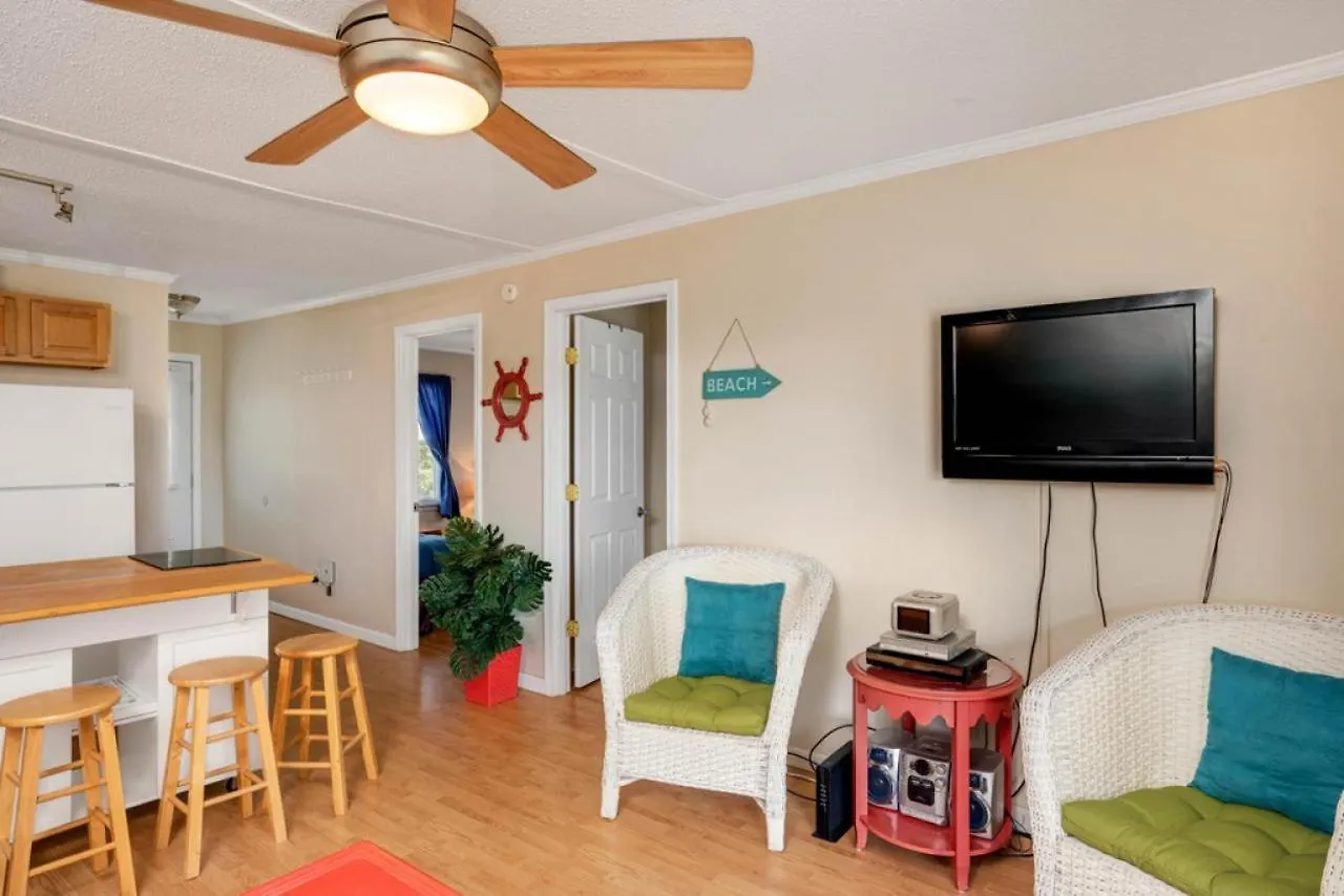 The Hideaway By Oak Island