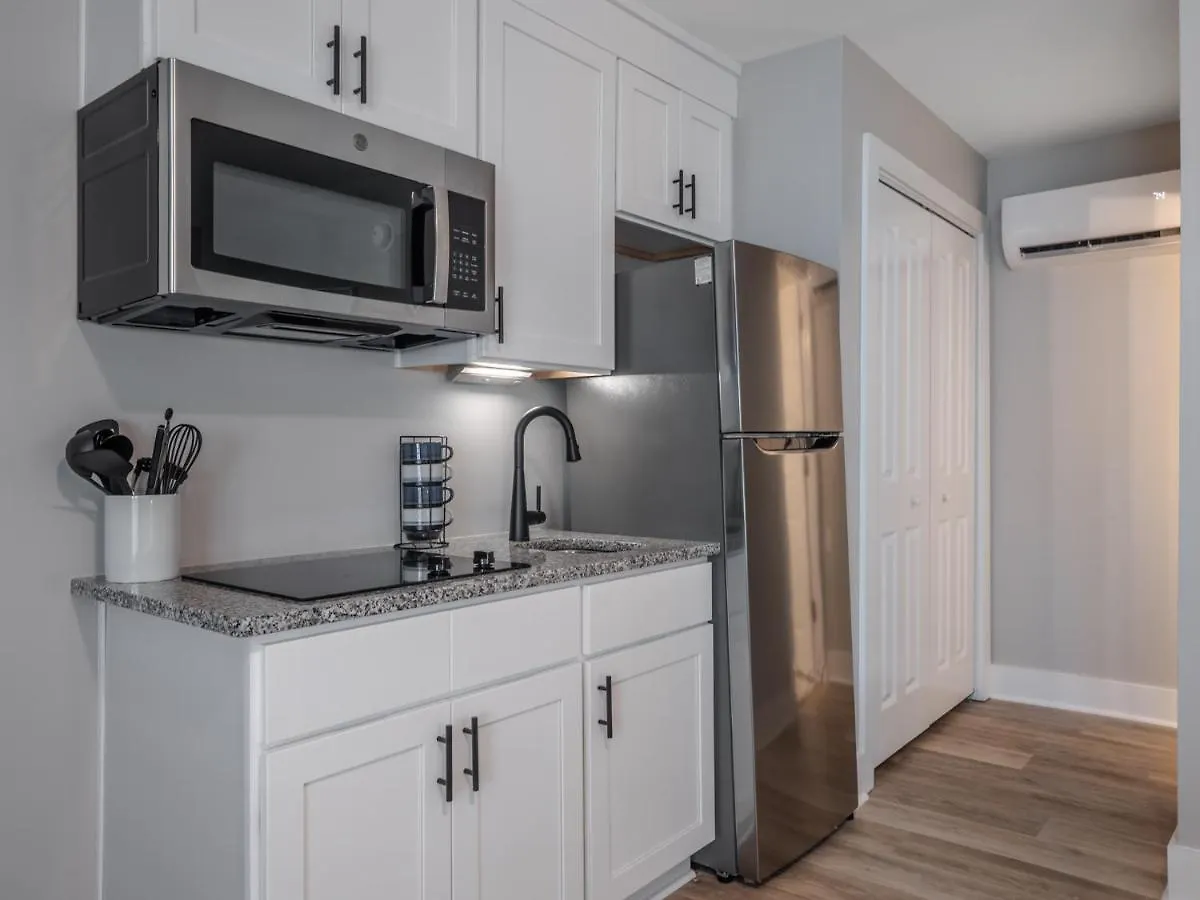 The House At By Carolina Apartment *