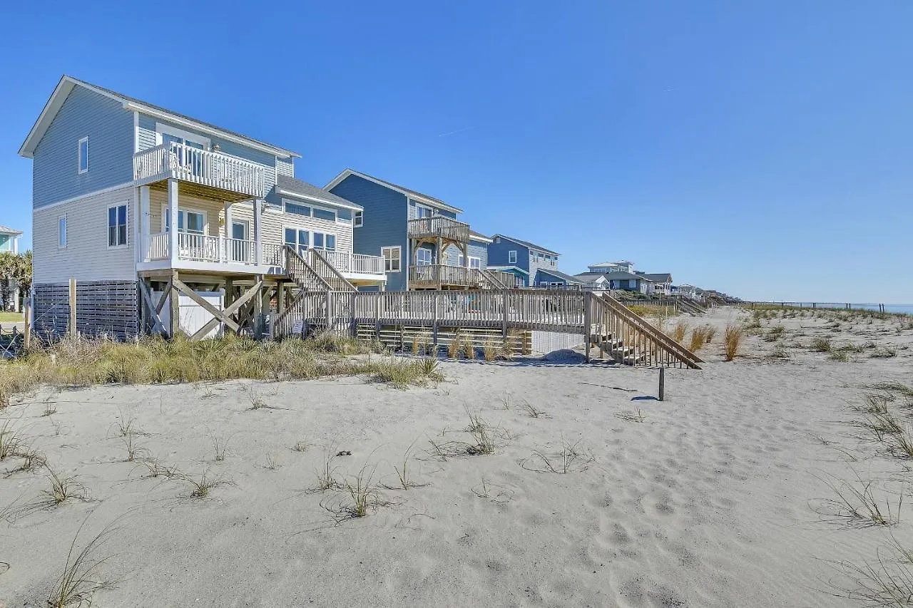 Holiday home A New Tide Oak Island