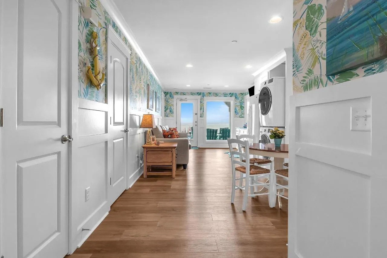 The Sale Fish Holiday home Oak Island