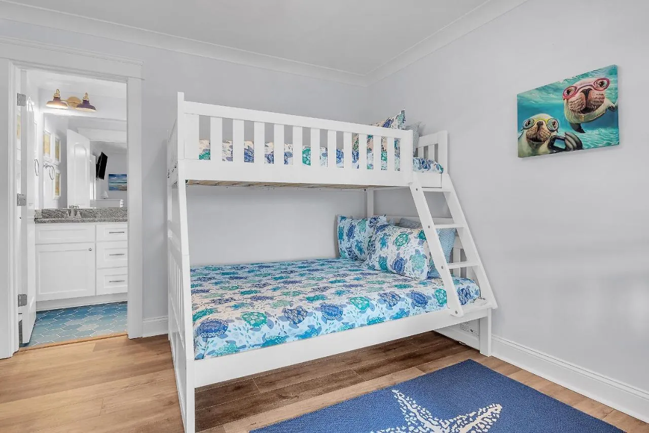 Holiday home The Sale Fish Oak Island