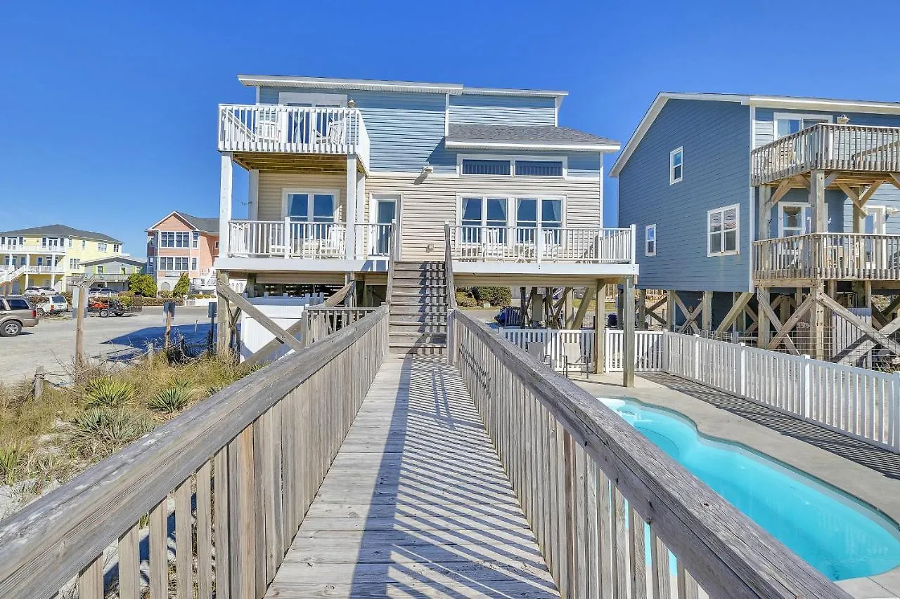Holiday home A New Tide Oak Island