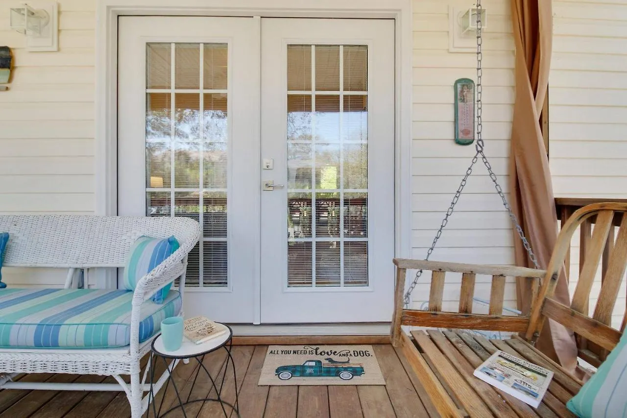 Cosea * Oak Island