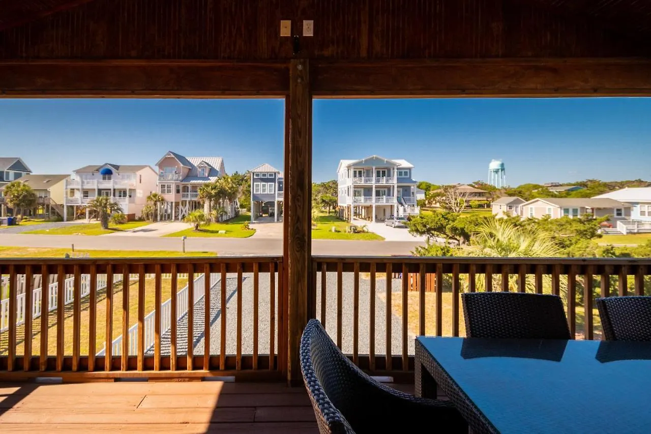 The Sea By Holiday home Oak Island