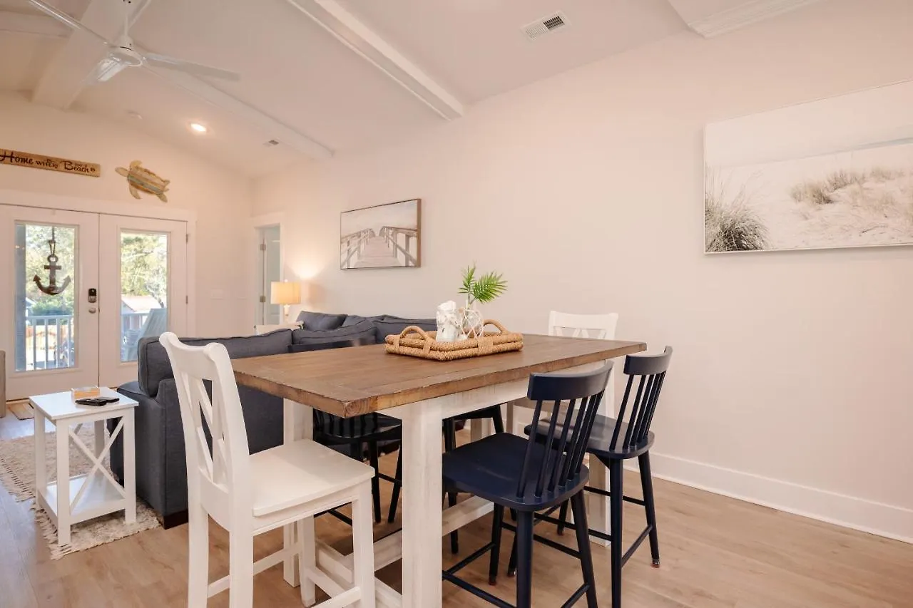 A Swell Life Holiday home Oak Island