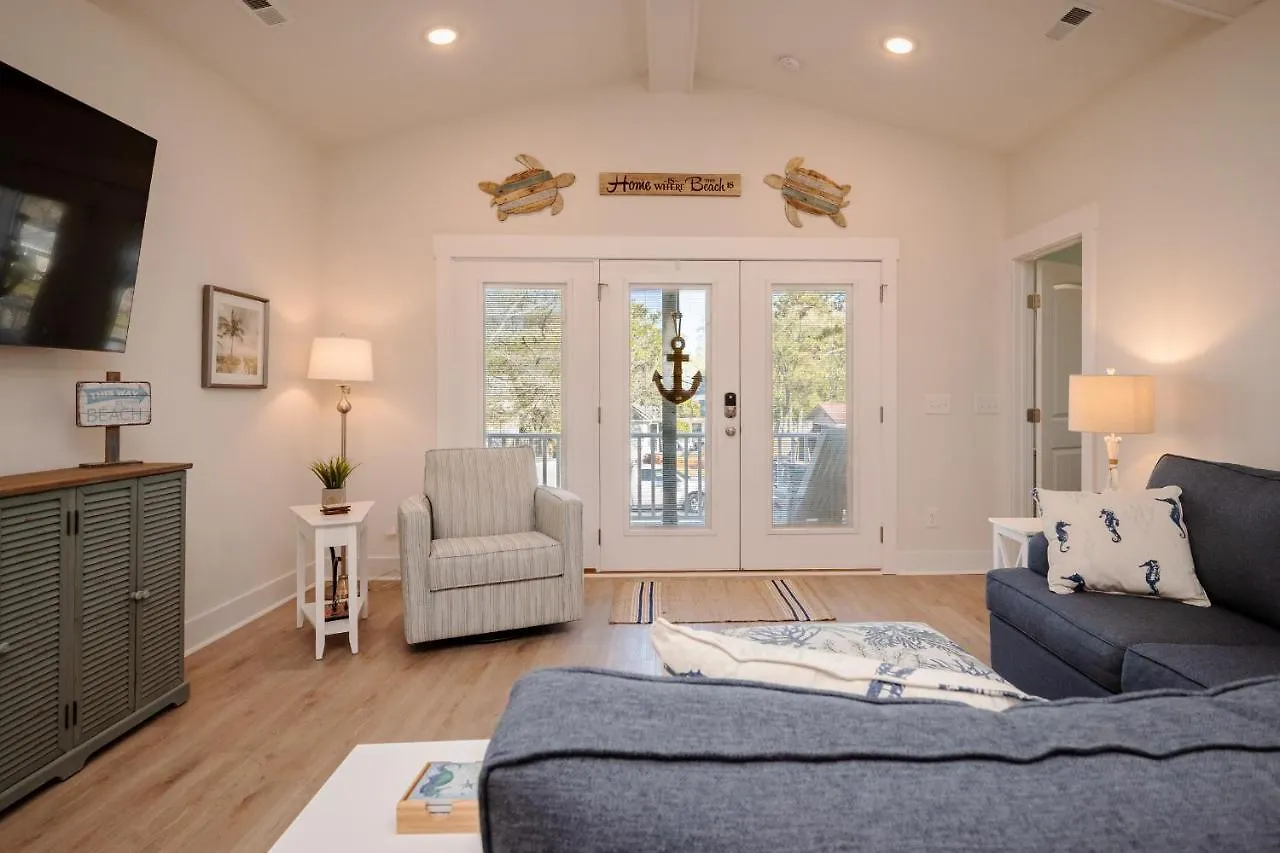 A Swell Life Holiday home Oak Island