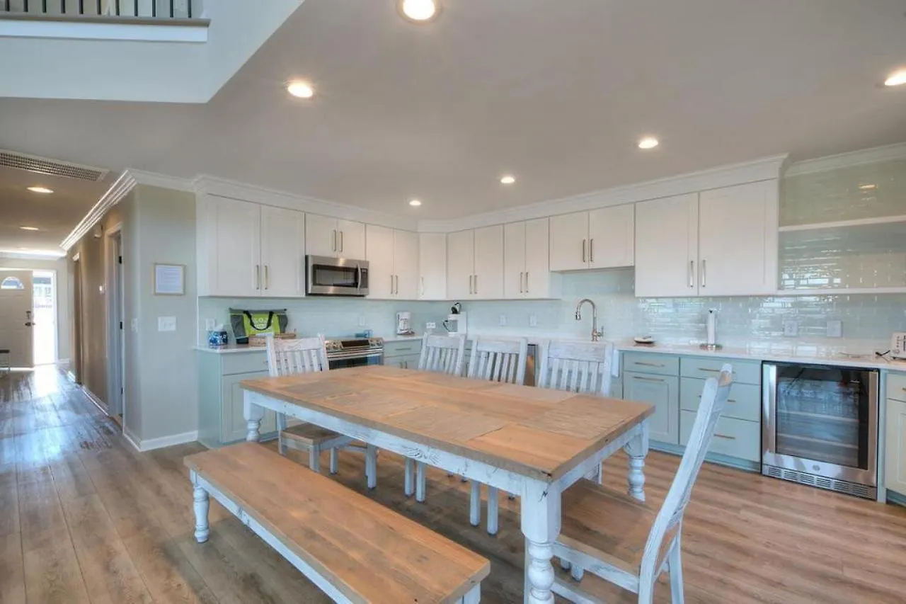 Go Your Own Wave-ssv 3107 Holiday home Oak Island
