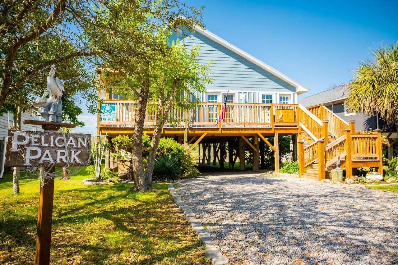 Holiday home Pelican Park By Oak Island