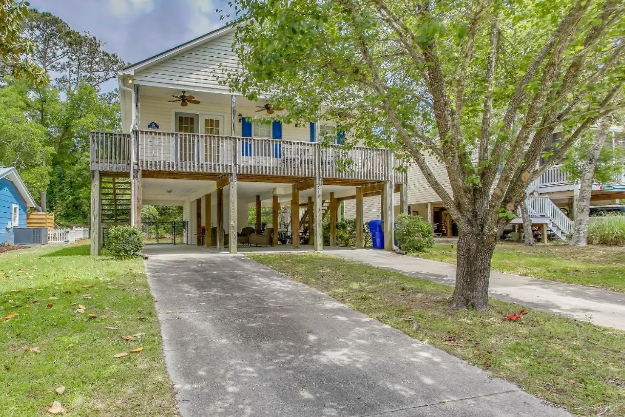 Charming 1 Mi To Beach! Holiday home *