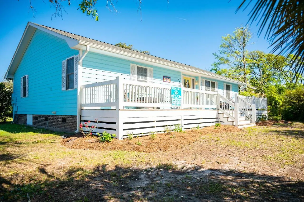 Breeze By Oak Island