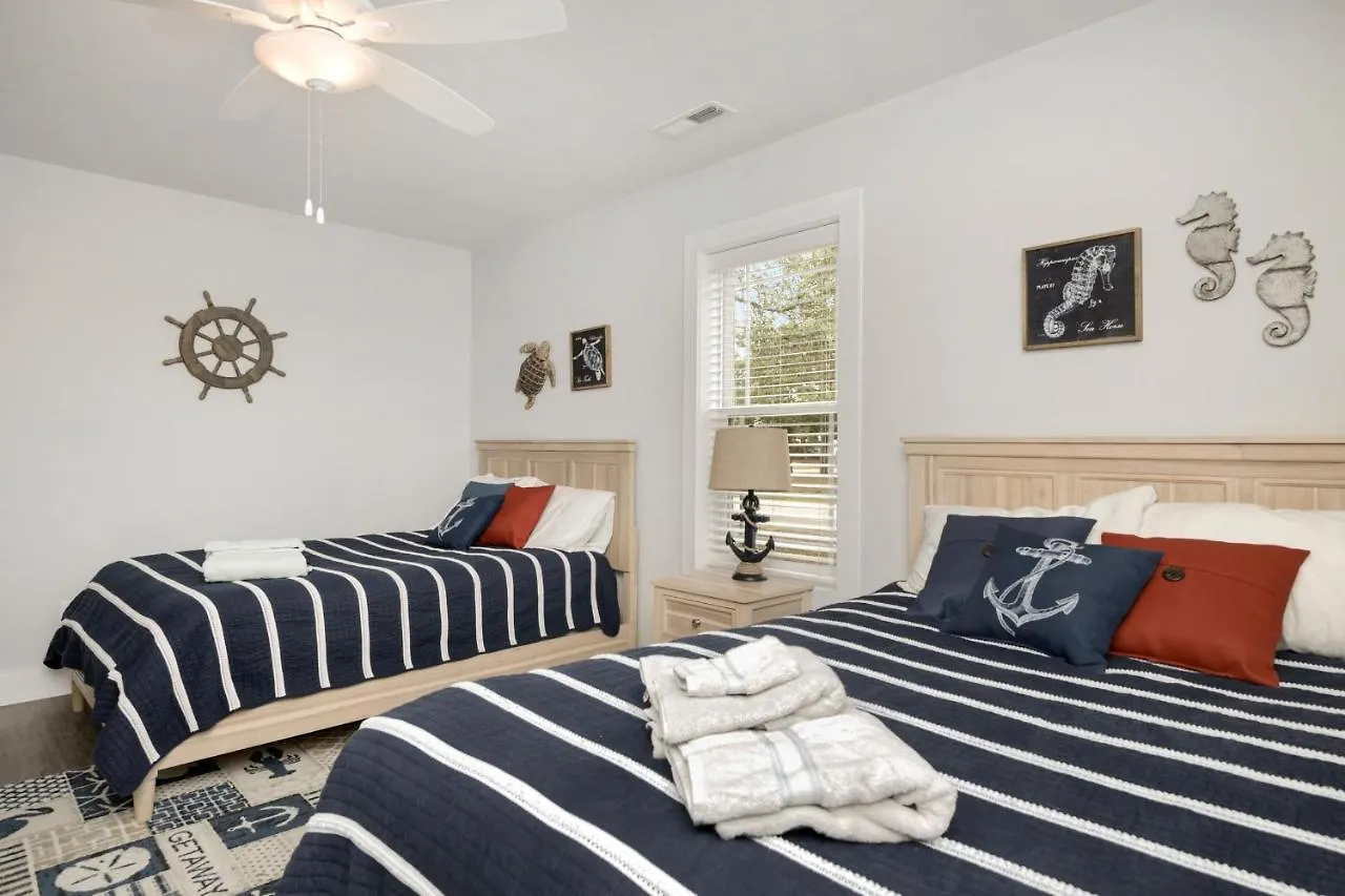 Holiday home Peach Pit Oak Island