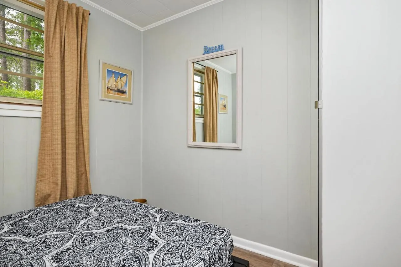 123 By The Sea Holiday home *