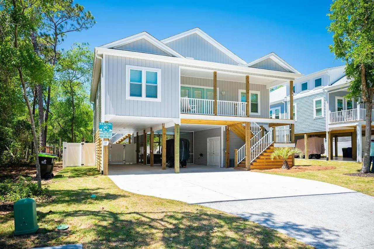 A Swell Life Holiday home Oak Island