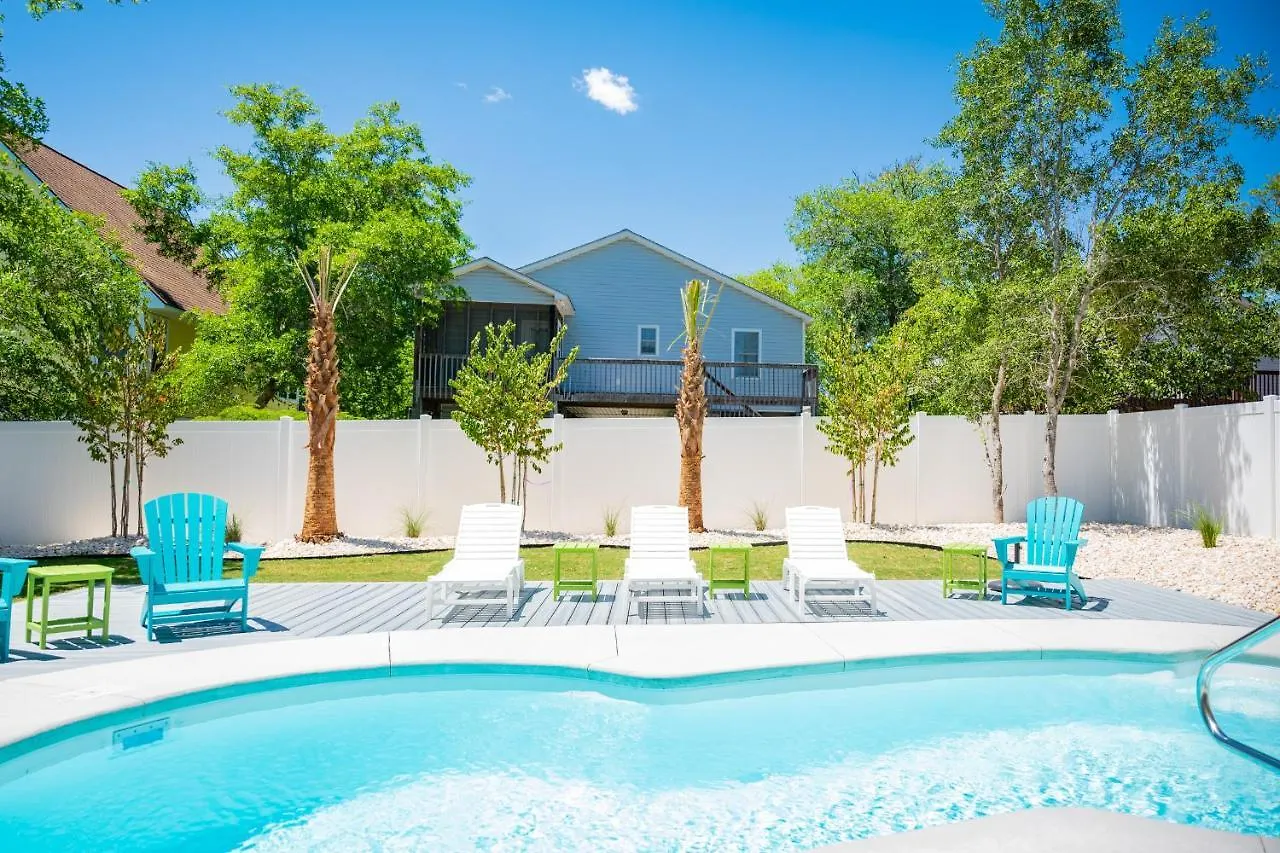 A Swell Life Holiday home Oak Island