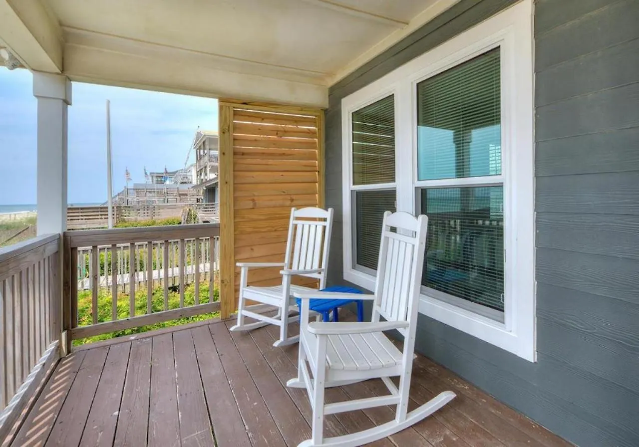 Because Beachy Woman Holiday home