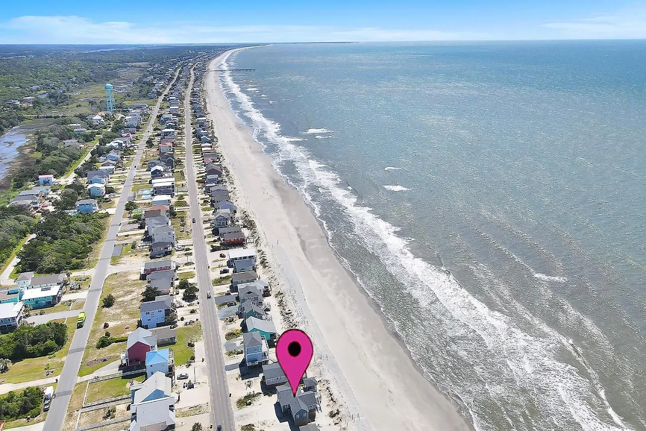 A Little Nauti By Holiday home Oak Island
