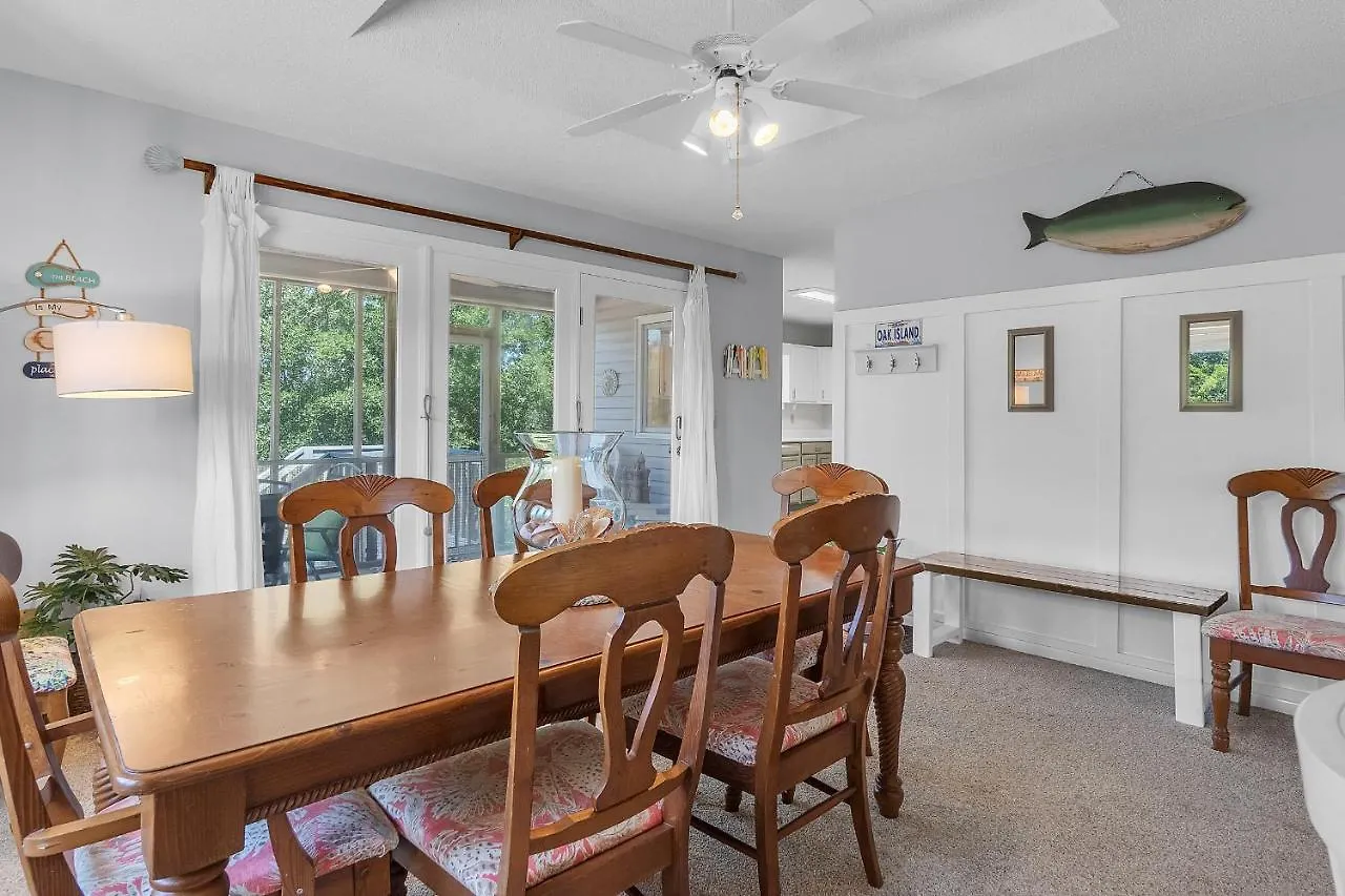 Holiday home About The Views By Oak Island
