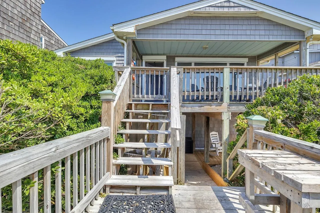 Holiday home God Is Nigh By Oak Island