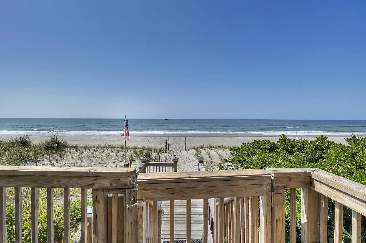 God Is Nigh By Holiday home Oak Island