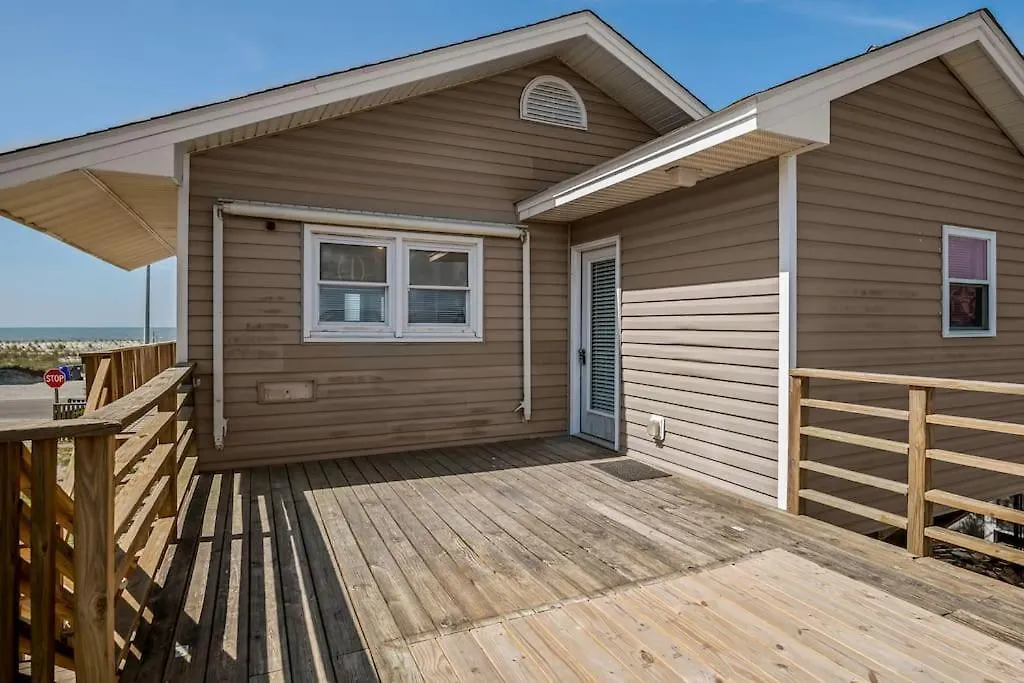 Anchor Haven Ocean Views * Oak Island