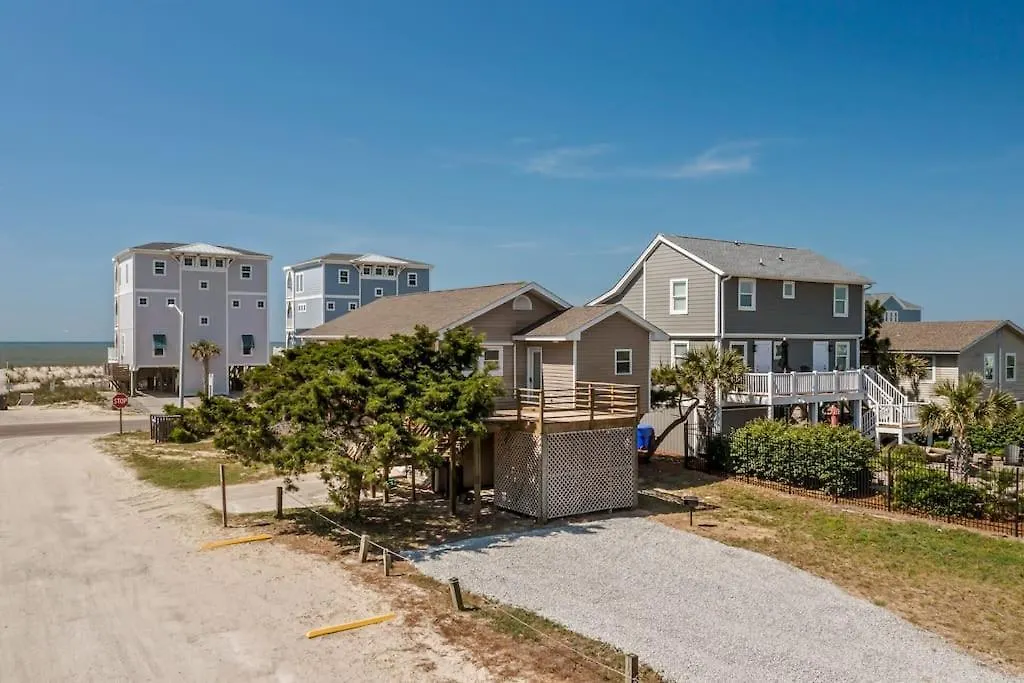 Anchor Haven Ocean Views * Oak Island