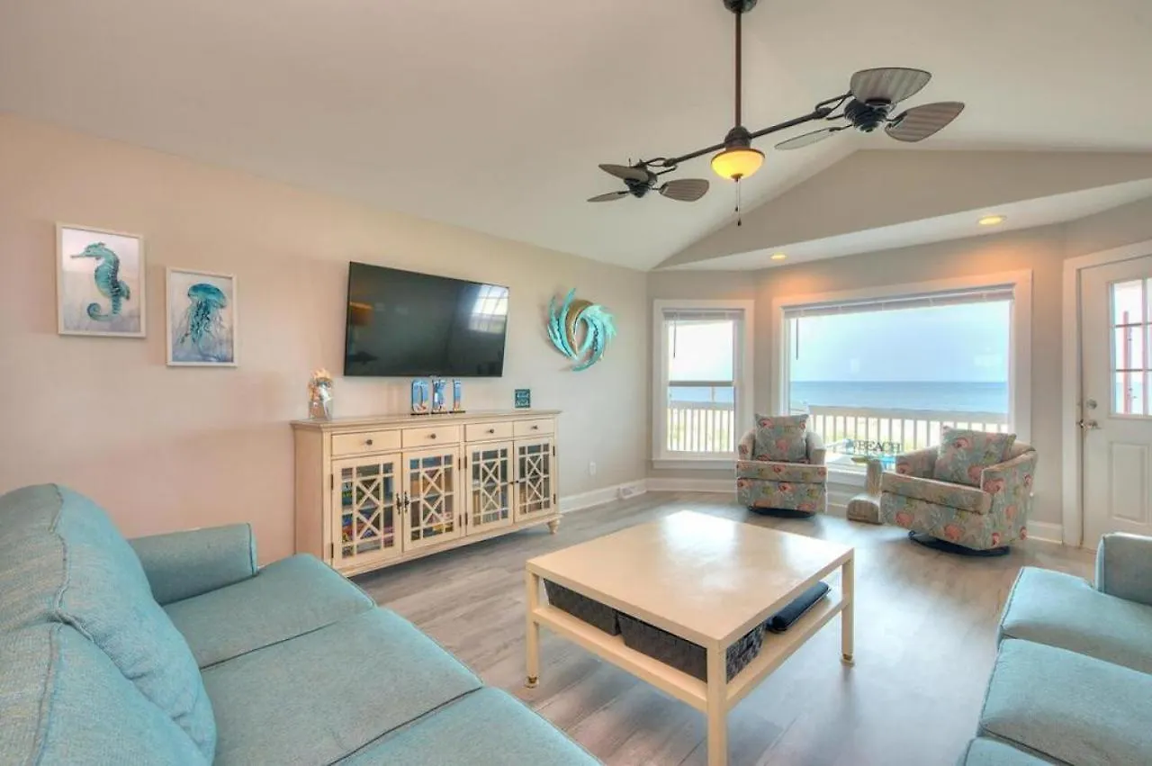 Because Beachy Woman Holiday home Oak Island