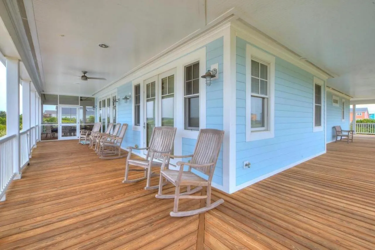 Decked Out * Oak Island