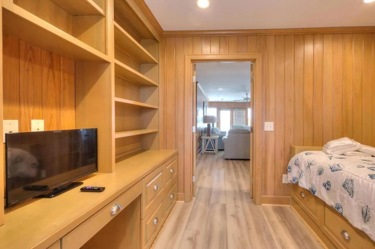 Decked Out Holiday home *