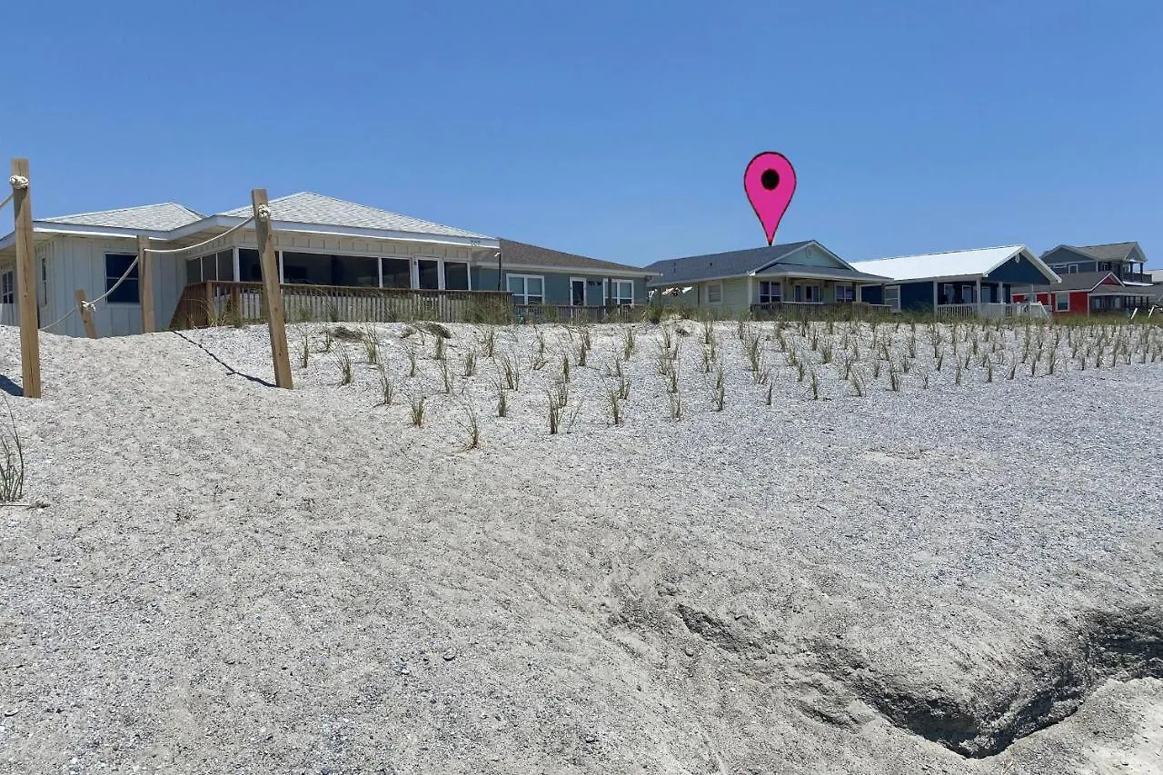 Holiday home Absolute By Oak Island