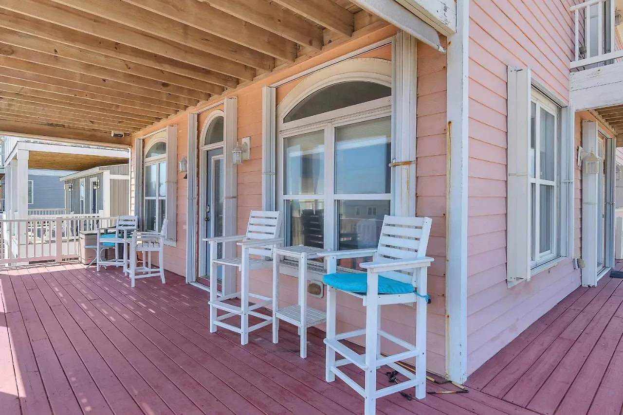 40 East Peach Bound By Holiday home *