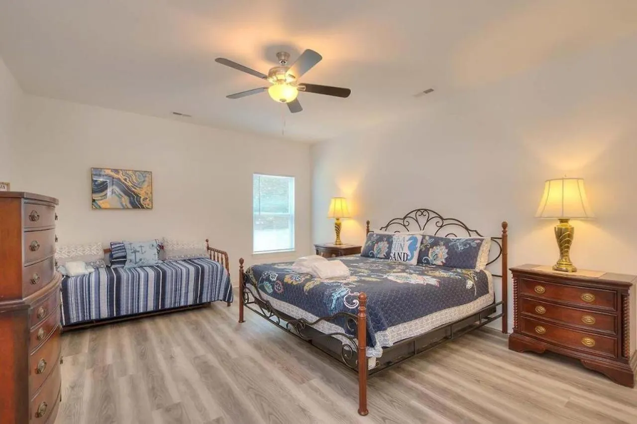Holiday home Shrimp On The Barbee Oak Island