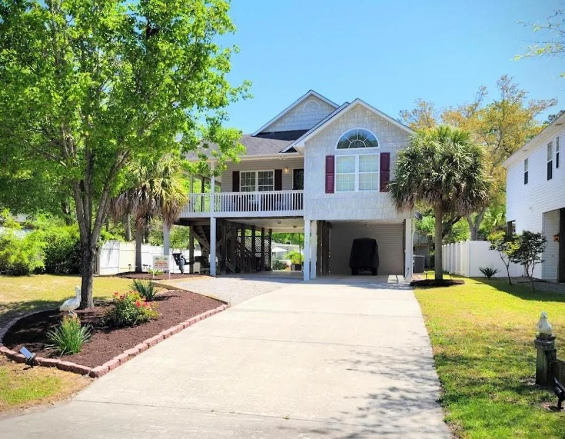 Summer Salt Oak Island