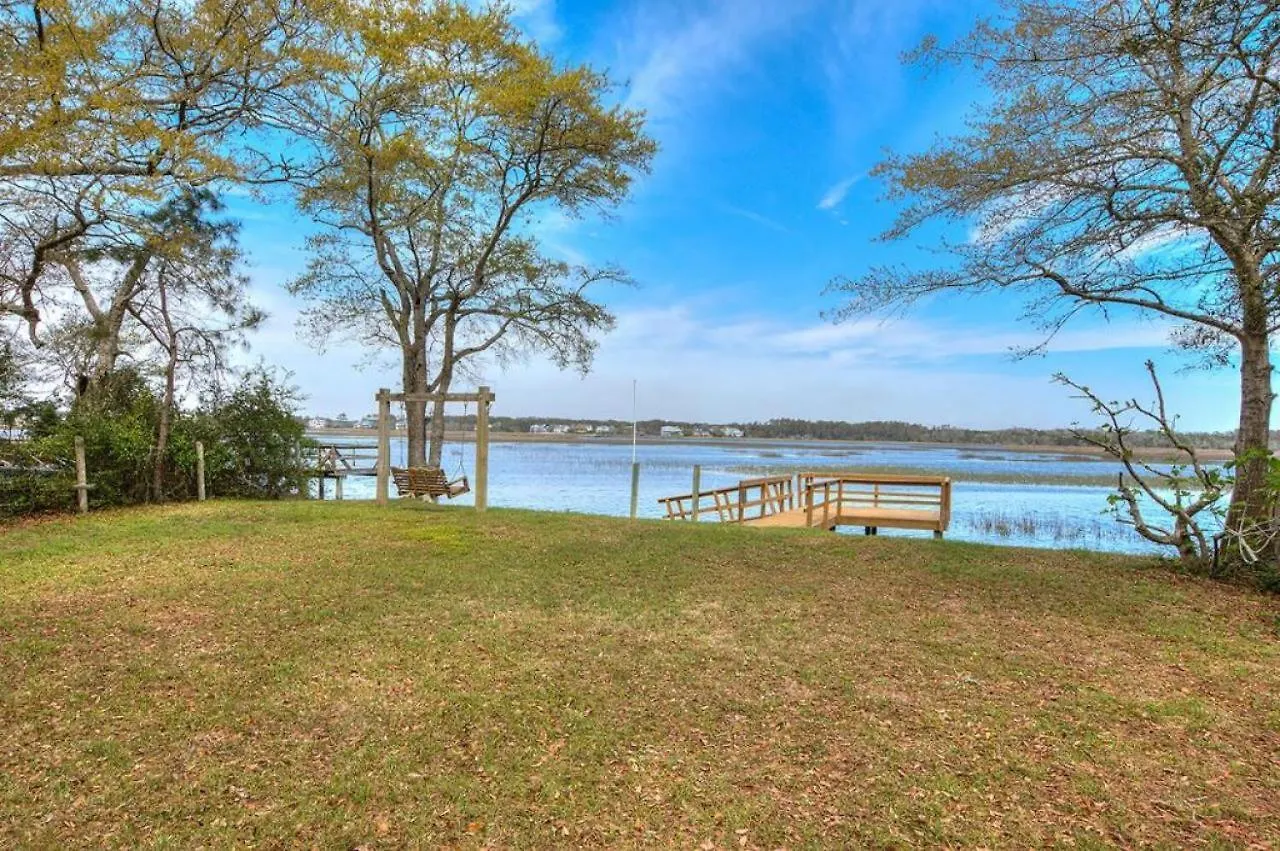 Holiday home Reel Simple Oak Island