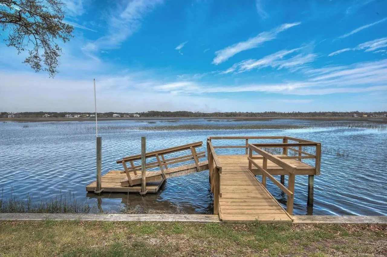 Reel Simple * Oak Island